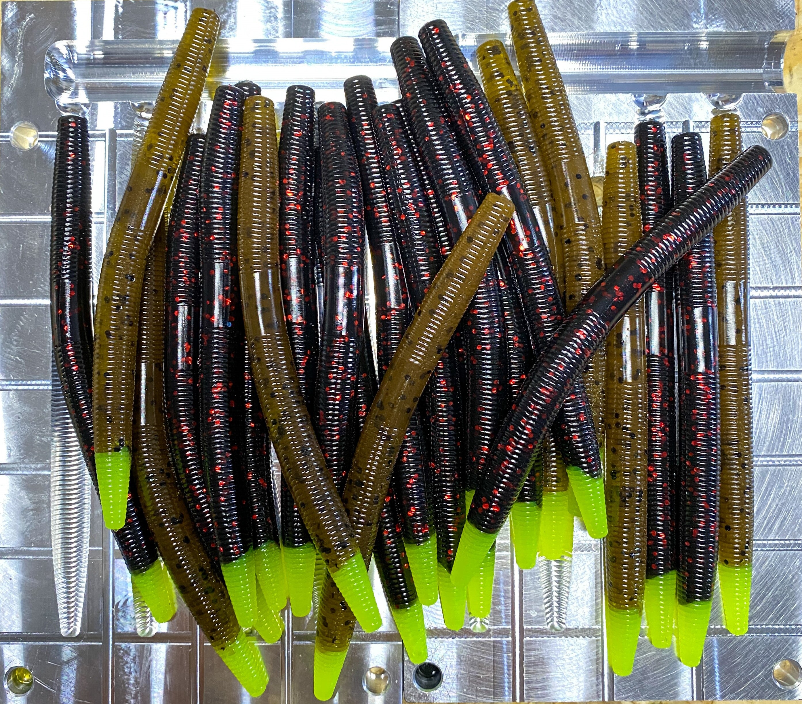 chartreuse tipped obee 5-inch stick worms